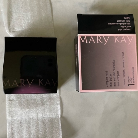 MaryKay💋Mini COMPACT💋Unfilled💋 - Picture 5 of 7